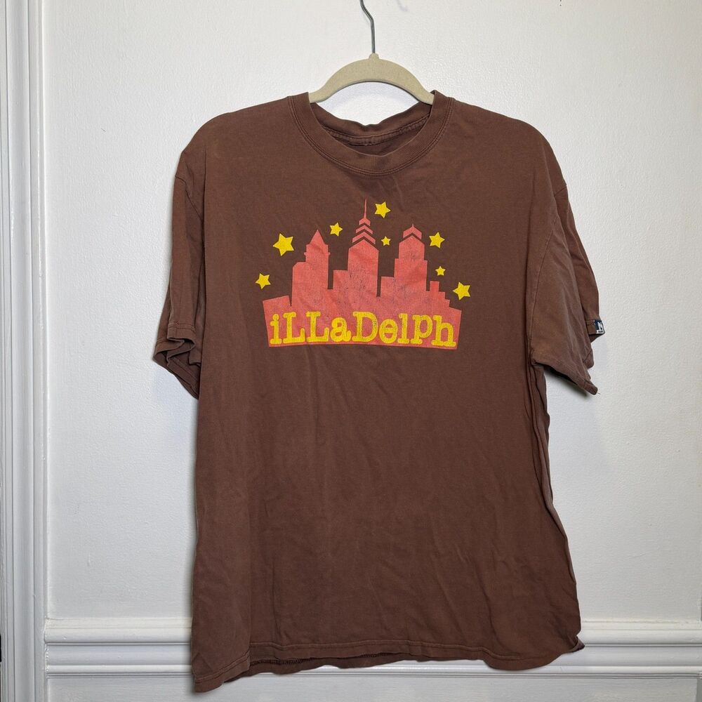 Manifest iLLadelph T Shirt Mens Medium Brown Wu Tang Philly Skyline Graphic